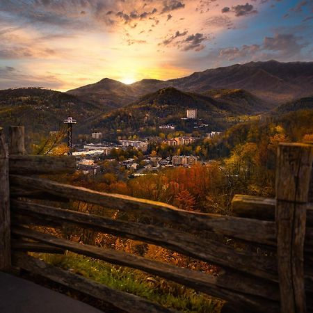 Apple Valley Hideaway, 1089 Of Free Attraction Tickets For Each Paid Day, Dollywood And More! Pigeon Forge Kültér fotó