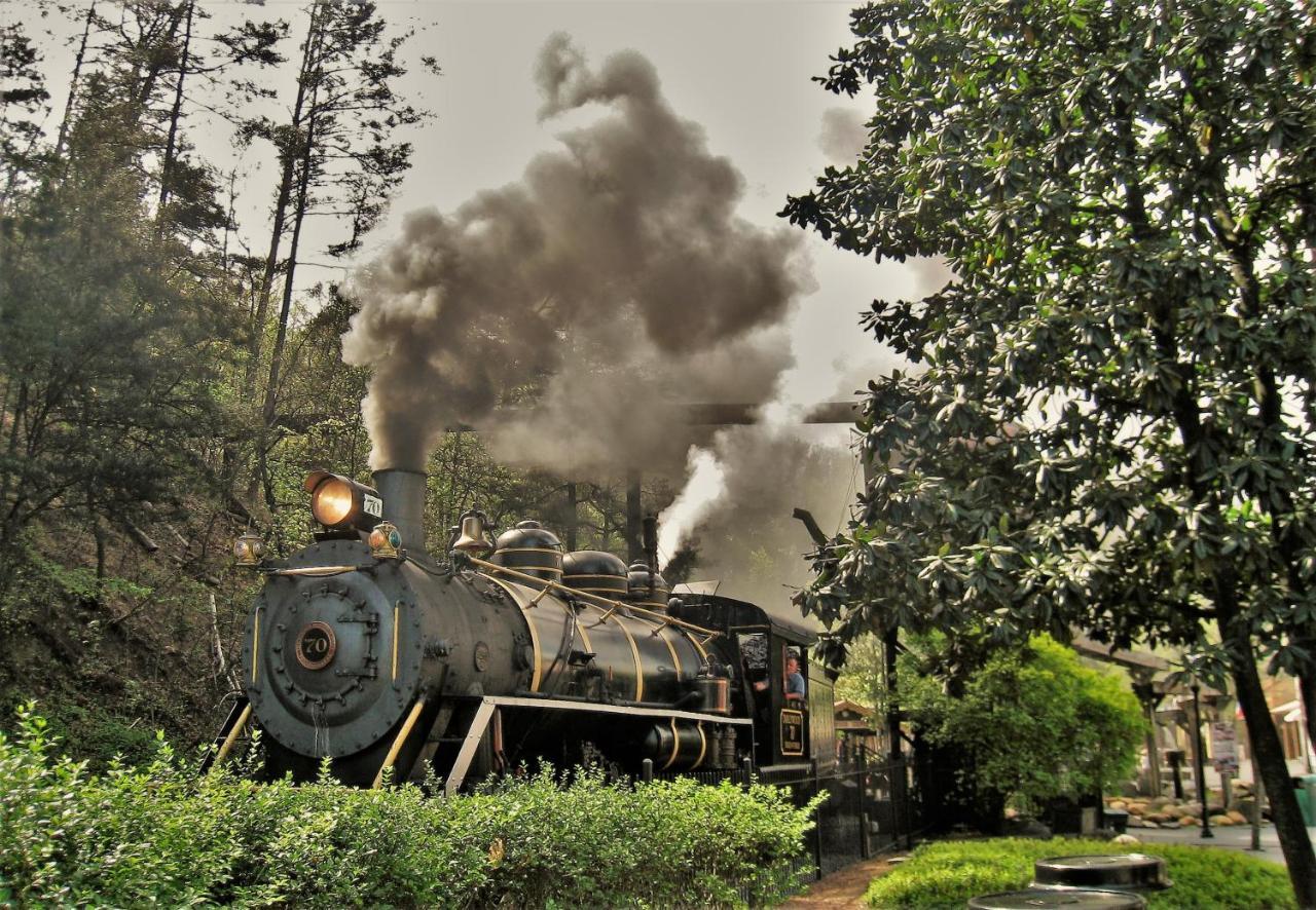 Apple Valley Hideaway, 1089 Of Free Attraction Tickets For Each Paid Day, Dollywood And More! Pigeon Forge Kültér fotó